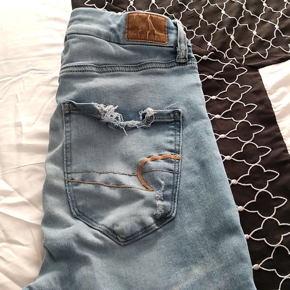 ๐ EUC American Eagle Ladie's Next Level Stretch Curvy Highest Rise Jeggings, 4R - Picture 3 of 14